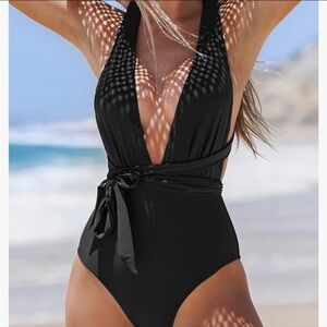 CUPSHE Deep V Neck One Piece Swimsuit with Crisscross Back Self Tie
Black XS